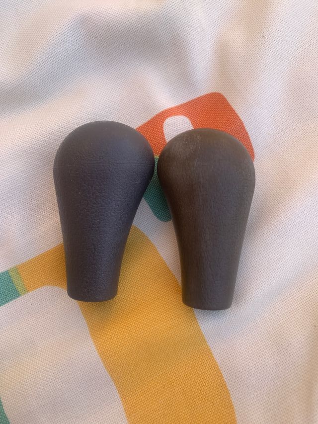 juego pomos originales Nissan Terrano 4x4