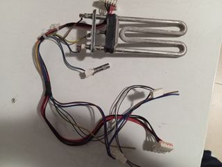 Motor, bomba lavadora Indesit, correa y más