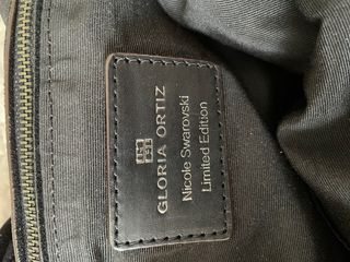 Bolso terciopelo negro con cristalitos de abalorio