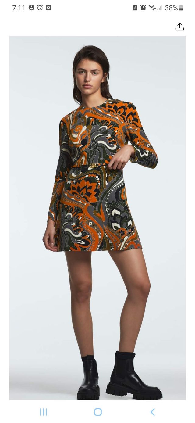 Vestido estampado Zara