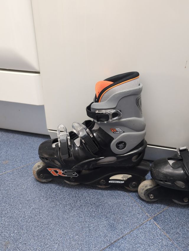 Patines en línea de la talla 38.