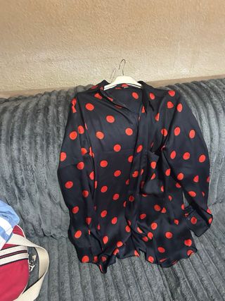 Camisa lunares zara