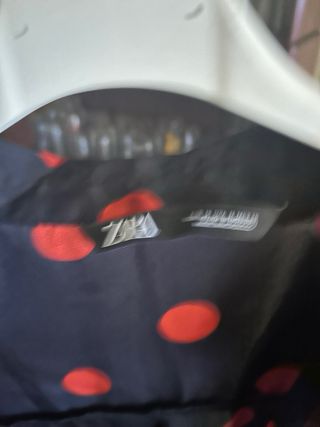 Camisa lunares zara