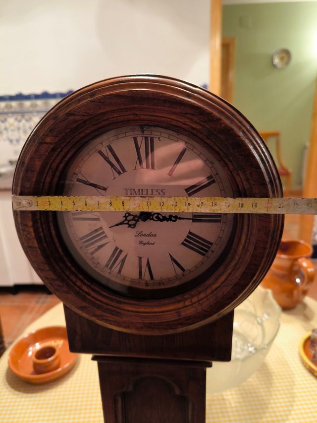 Reloj pared madera estilo clásico