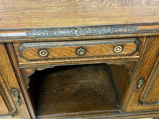 APARADOR ANTIGUO DE CASTAÑO