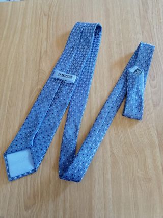 Corbata Azul Nueva,