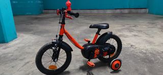 Bicicleta infantil BTWIN 14"  3 a 5 años.