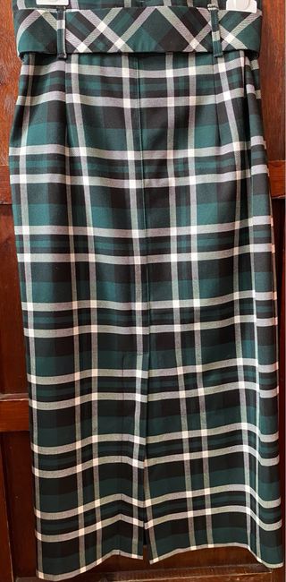 Falda de mujer  larga de cuadro de zara 