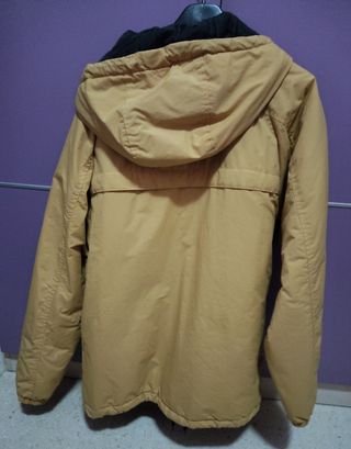 Abrigo pull bear 