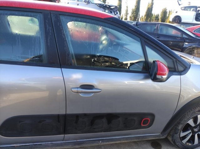 Puerta delantera derecha Citroen C3 III (201 y_284