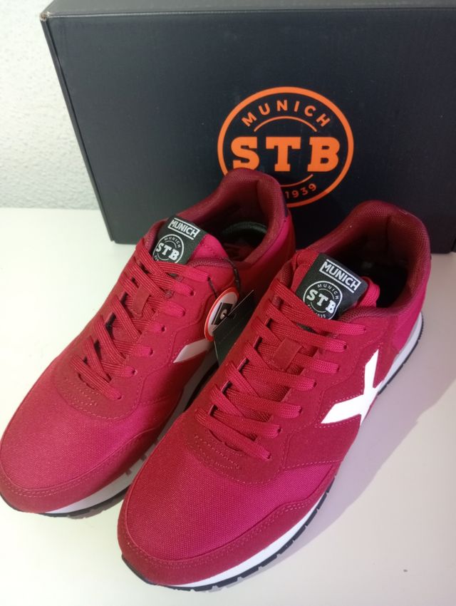 Zapatillas Munich talla 42 hombre nuevas