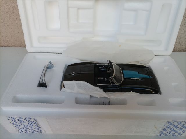 FRANKLIN MINT 1:24, 1967 Chevrolet Corvette String