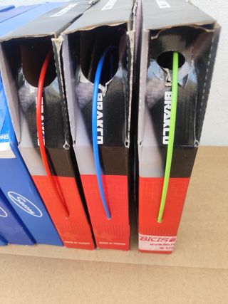Cables y funda para bicicleta 