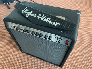 Amplificador de valvulas hughes & kettner tube 20