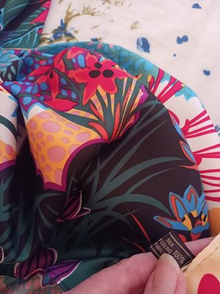 Enorme pañuelo foulard estampado Afrikam