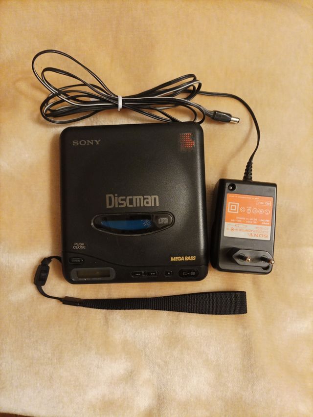 Sony Discman D-11 + Regalo de cds