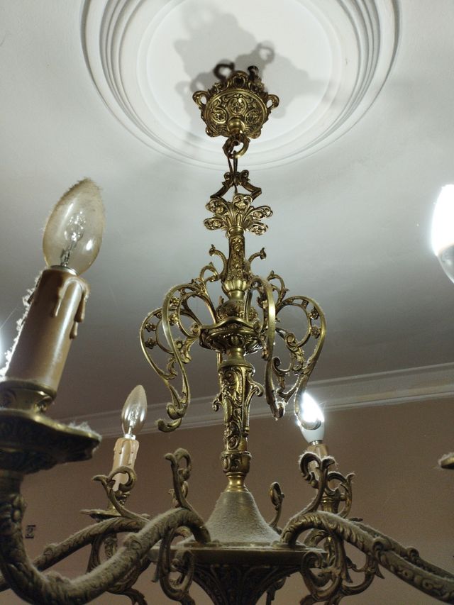 Lampara antigua de metal,bronce