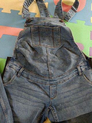 Peto vaquero premamá muy amplio