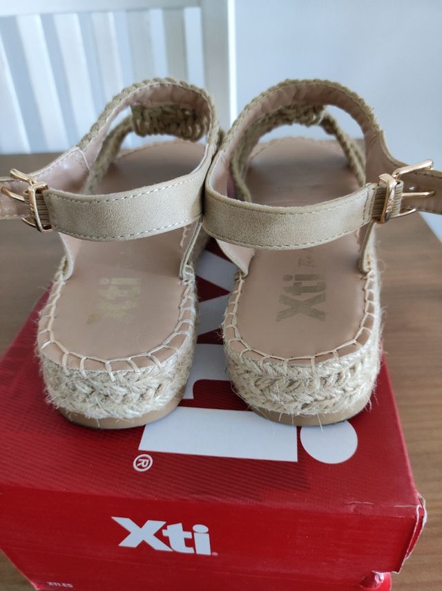 Sandalias Xti,talla 36