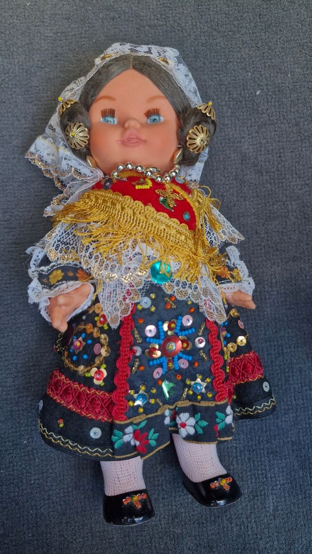 Muñeca Traje Regional