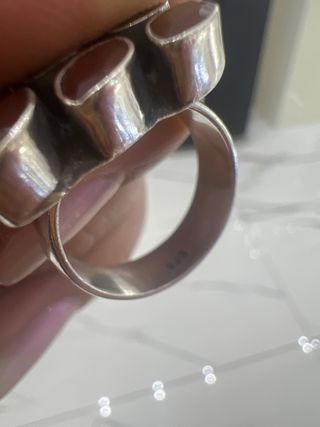 Anillo de plata