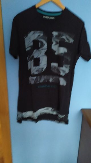 Camiseta Pull&Bear negra - Talla M