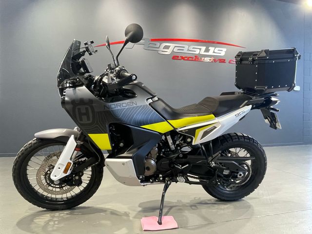 HUSQVARNA NORDEN 901 2022
