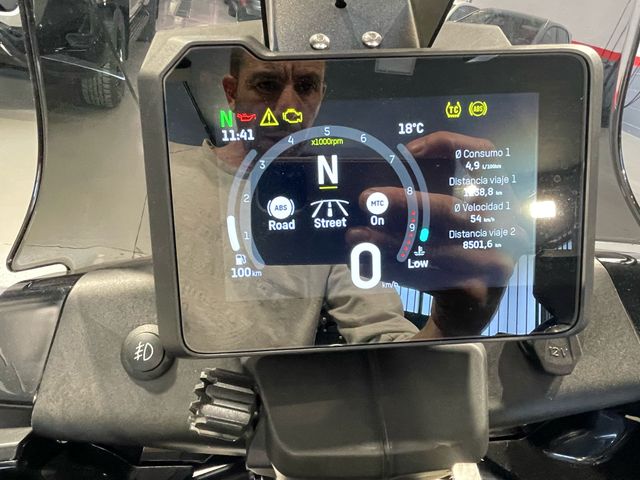 HUSQVARNA NORDEN 901 2022