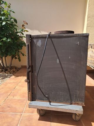 Inserisci legna in ghisa