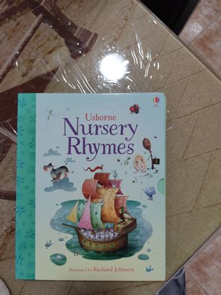 Nursery Rhymes libro en ingles para niños 