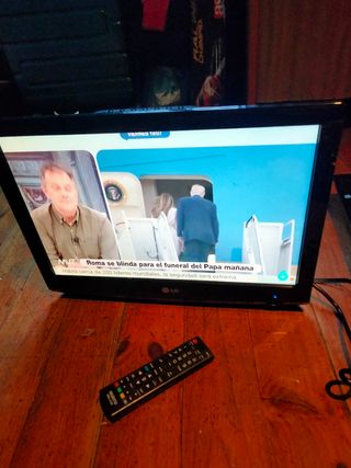 TV LG 19" negra