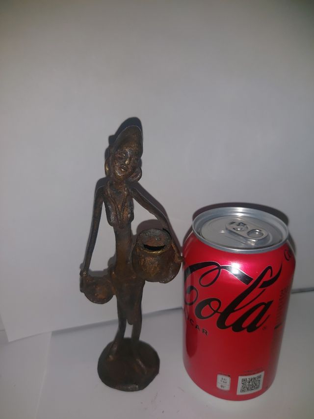 Bronce étnico africano