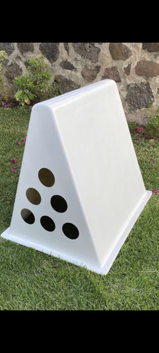 Jaulas Gallos, accesorios,Caseta fibra vidrio gall