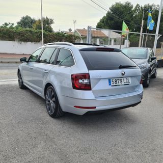 Skoda Octavia Combi 1.8TSi Laurin & Klement