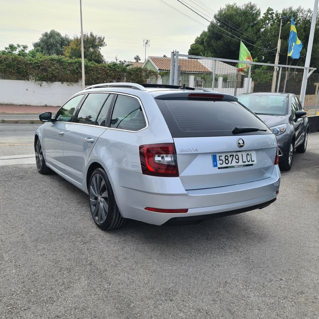 Skoda Octavia Combi 1.8TSi Laurin & Klement