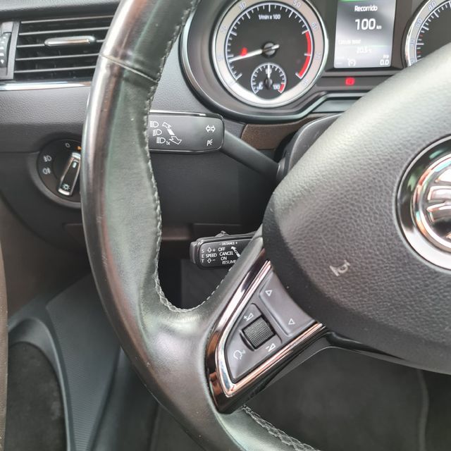 Skoda Octavia Combi 1.8TSi Laurin & Klement