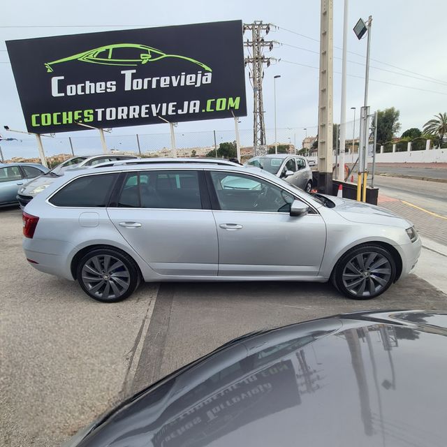 Skoda Octavia Combi 1.8TSi Laurin & Klement