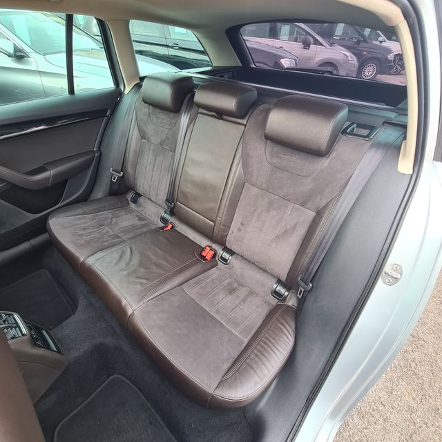 Skoda Octavia Combi 1.8TSi Laurin & Klement