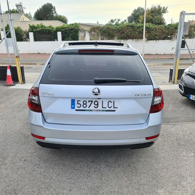 Skoda Octavia Combi 1.8TSi Laurin & Klement