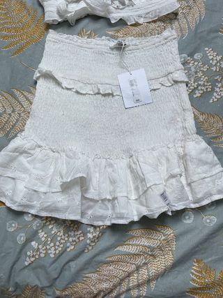 Conjunto blanco - Top y falda (talla 4)