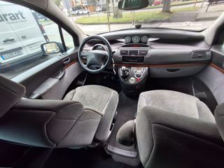 Citroen C8 