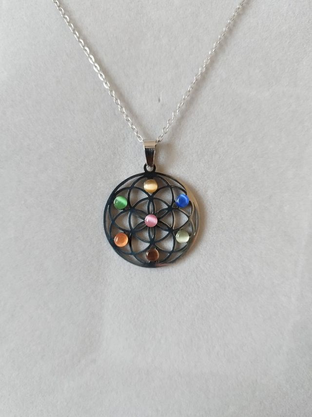 Colgante flor de la vida 7 chakras