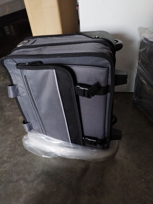 Maletín trolley gris oscuro