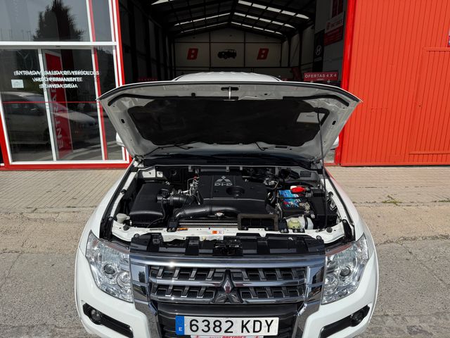 Mitsubishi Montero 2017