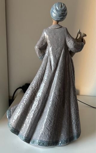 Lladro porcelana figura chica con cantaro