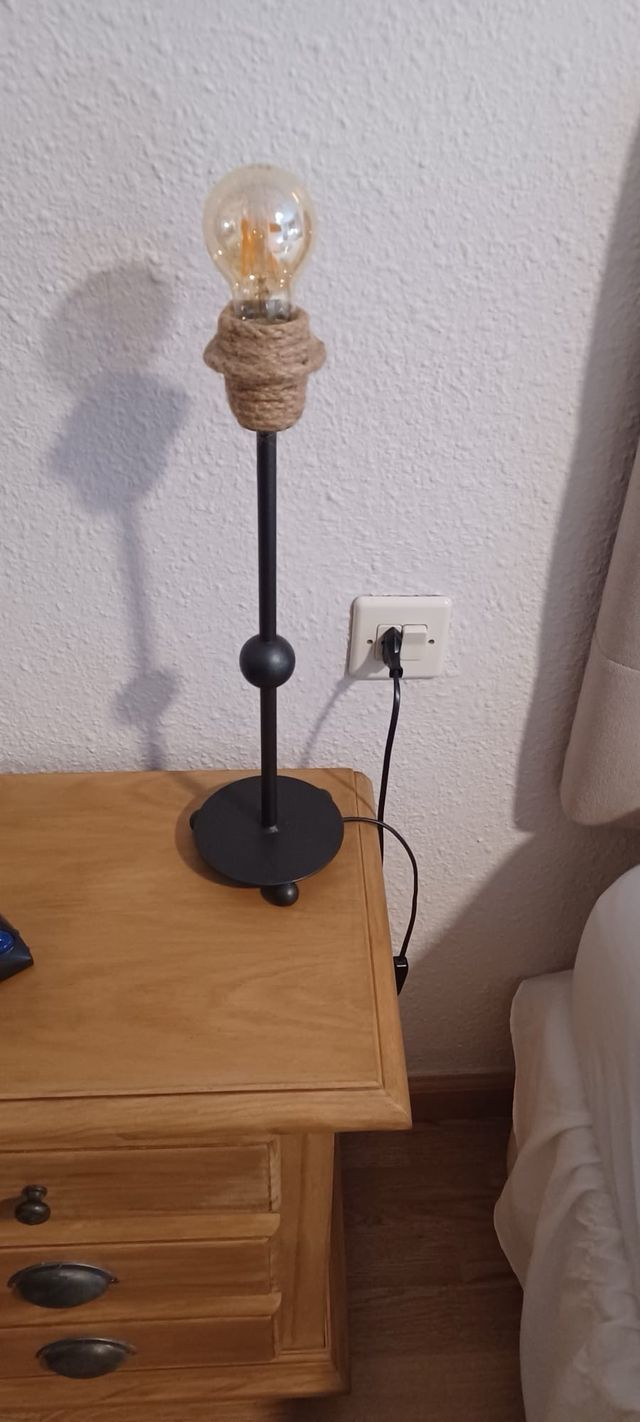 2 portalámaparas para mesita noche