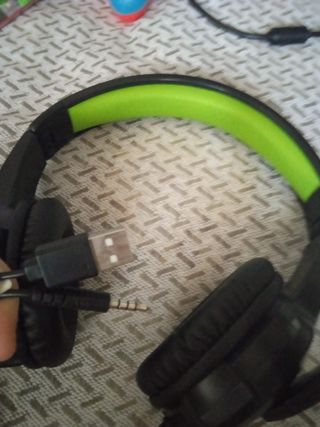 Cascos gaming verdes