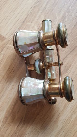 Binoculares antiguos para opera