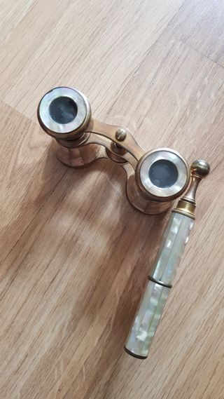Binoculares antiguos para opera