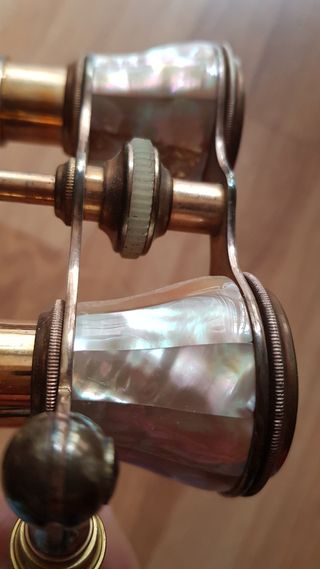 Binoculares antiguos para opera